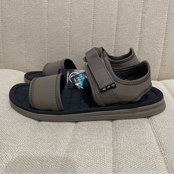 NEW Volcom Men‎ Size 11 V.Co Draft Sport Sandals - Khaki Comfort Foam - Picture 1 of 9